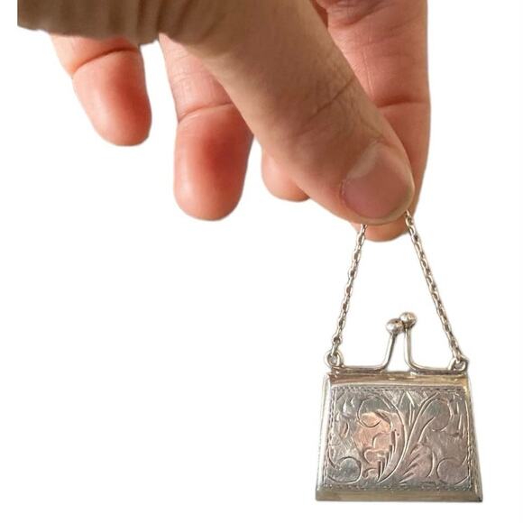 No tag Jewelry - Pillbox Purse 925 Silver